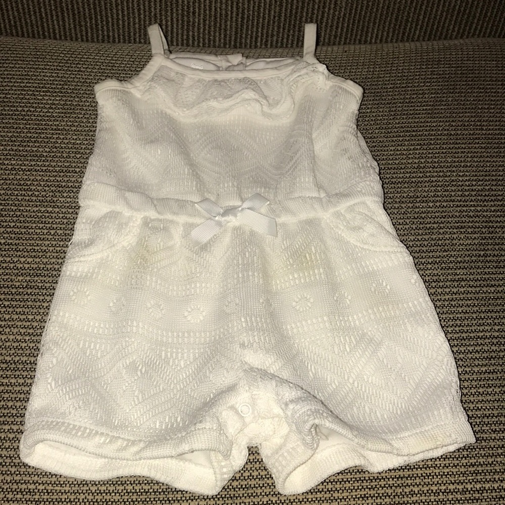 White sleeveless romper size 12M